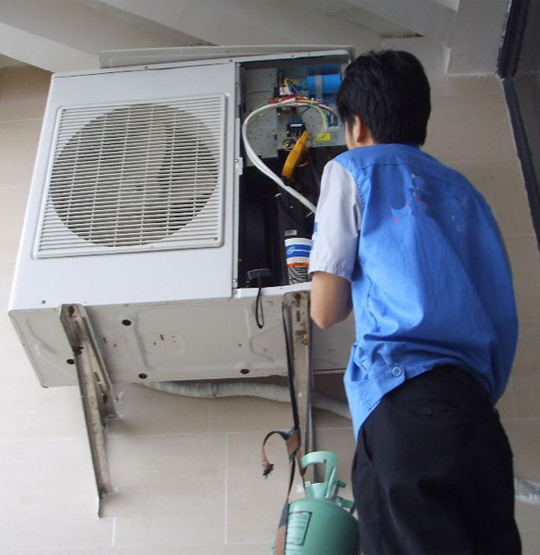 和静空调开机无反应维修